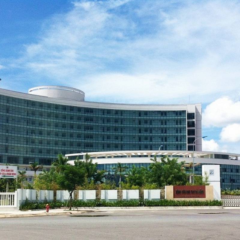 Thi công, lắp đặt cửa nhôm kính bệnh viện ung thư Đà Nẵng